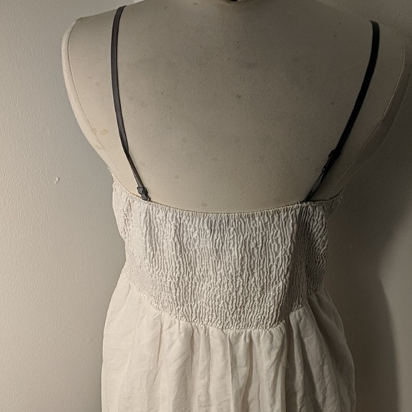 ✅White & Gray Ruffle Dress Sphagetti Straps - Picture 9 of 9